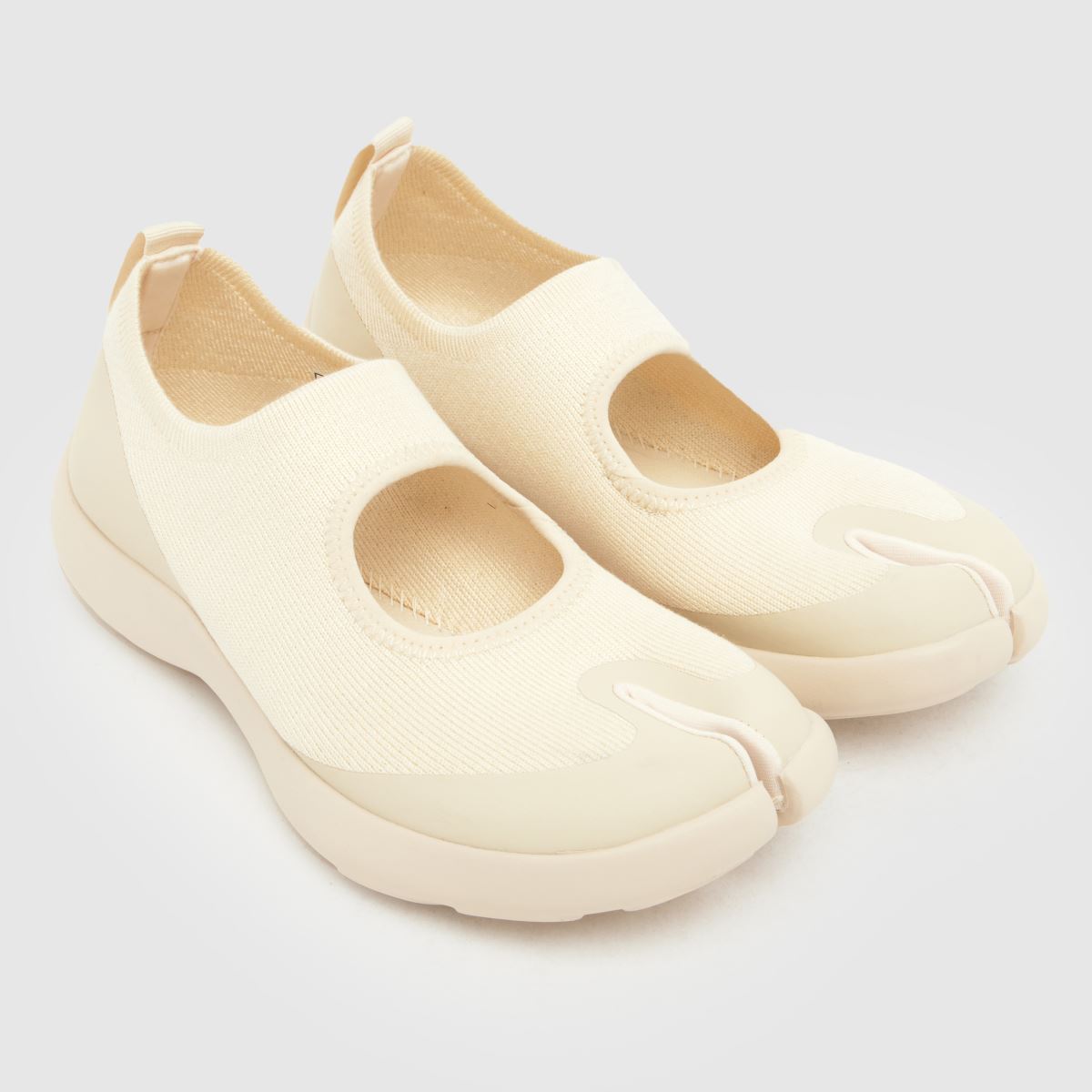 TABI Trainer Flats in Off-White