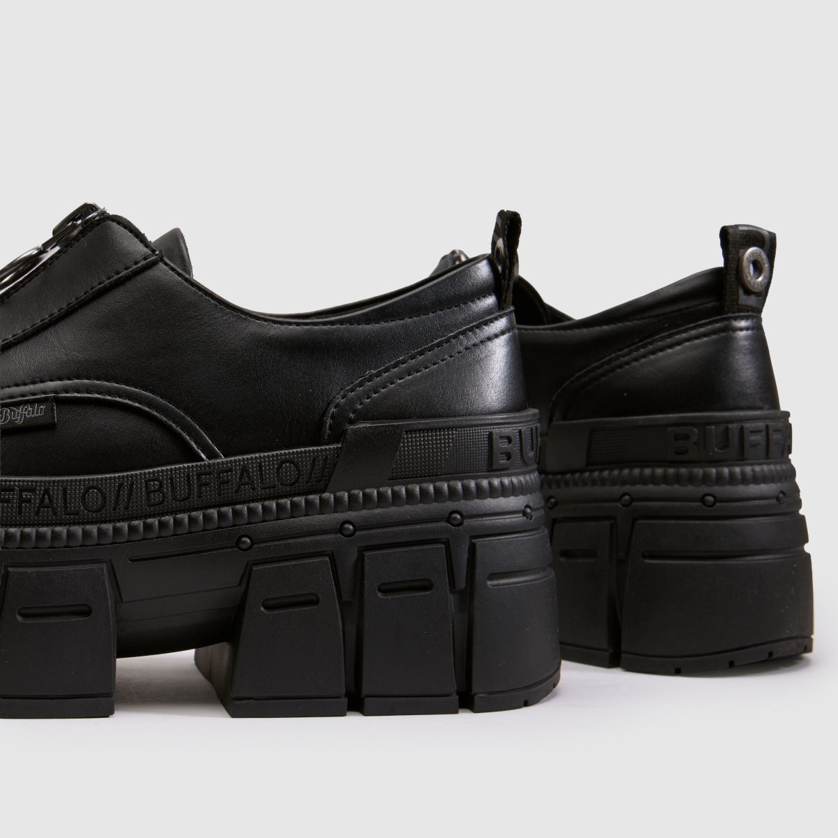 Buffalo London Gospher Zip Lo in Black Buffalo London Gospher Zip Lo 7