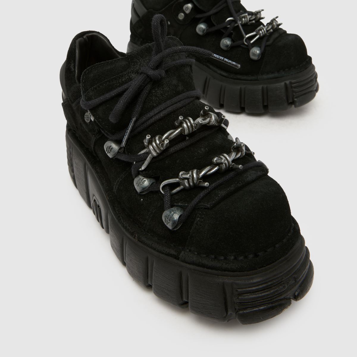 NEW ROCK Barb Low in Black NEW ROCK Barb Low 4