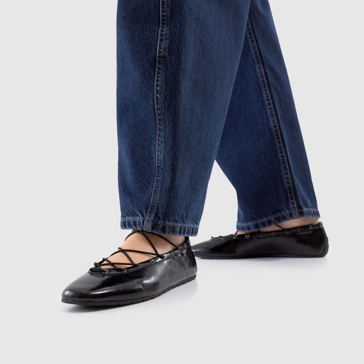 Steve Madden Pointe Ballerina in Black Steve Madden Pointe Ballerina 8
