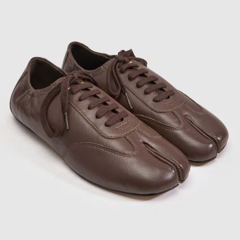 schuh Brown Lavish Split Toe Womens Flats