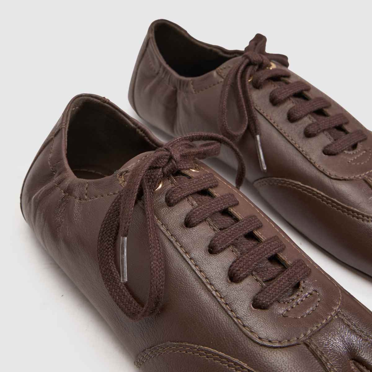 schuh Lavish Split Toe in Brown schuh Lavish Split Toe 4