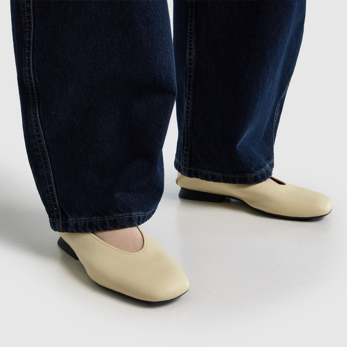 CAMPER Casi Myra Ballerina in Pale Yellow CAMPER Casi Myra Ballerina 8