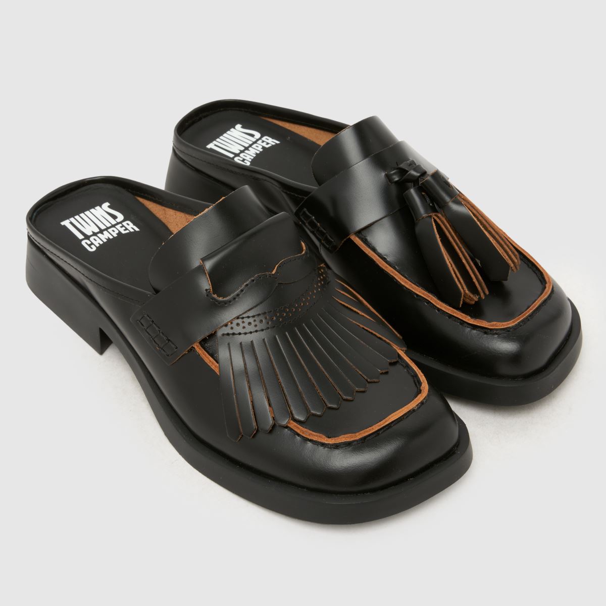CAMPER Donna Twins Flats in Black