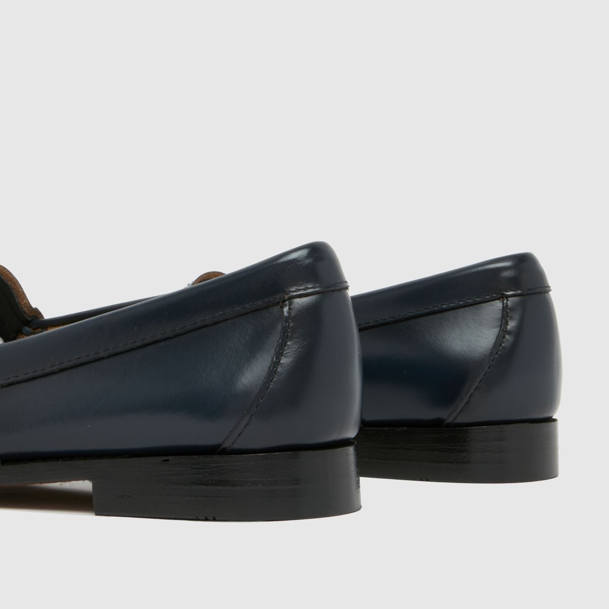 G.H. BASS Weejun Venetian Loafer in Navy G.H. BASS Weejun Venetian Loafer 7