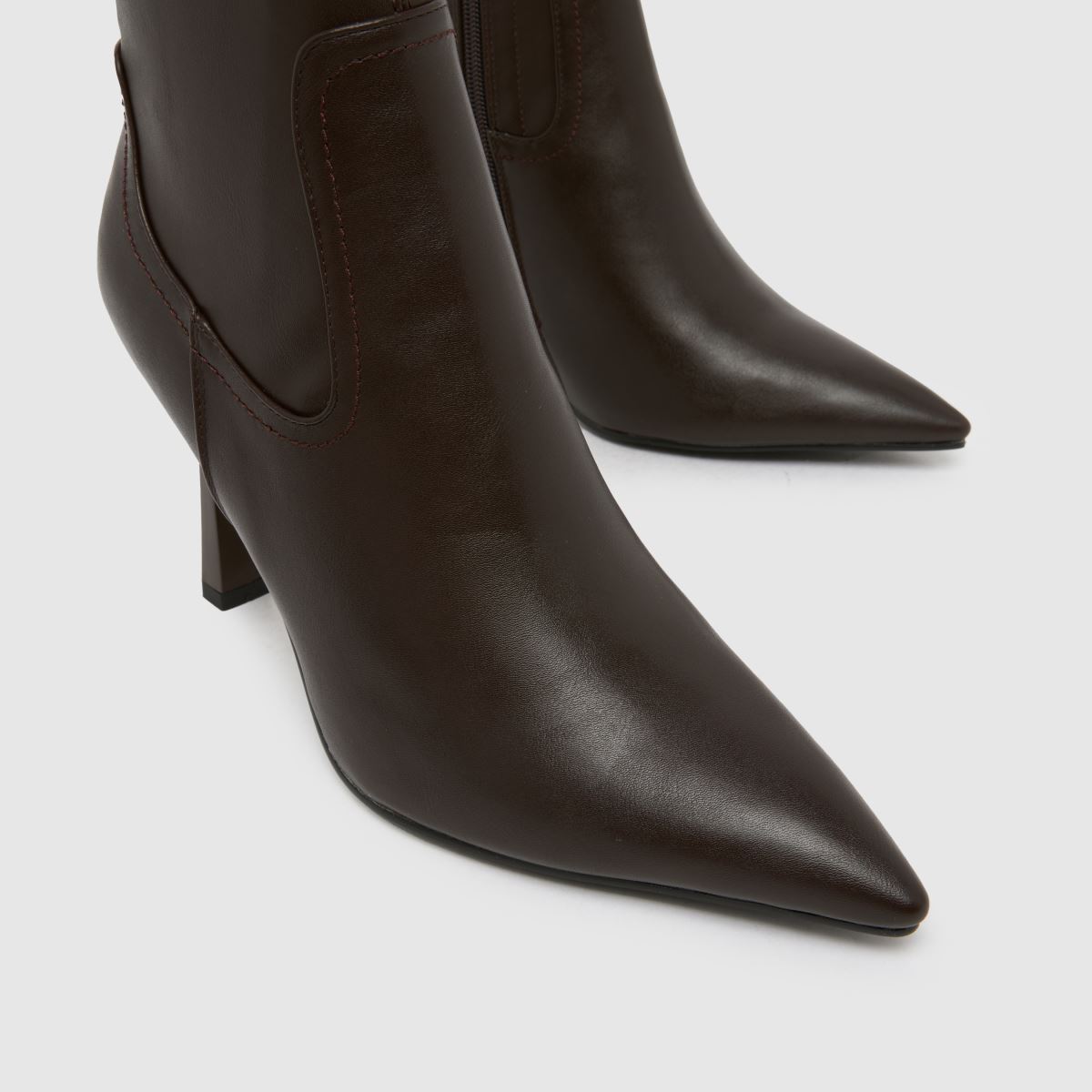 SIMMI Dana Pointed Heeled in Dark Brown SIMMI Dana Pointed Heeled 4