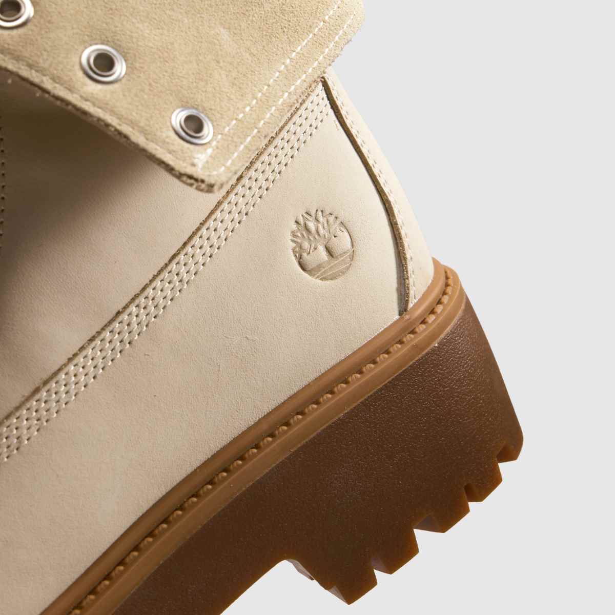 Timberland Stone Street Mid in Beige Timberland Stone Street Mid 7