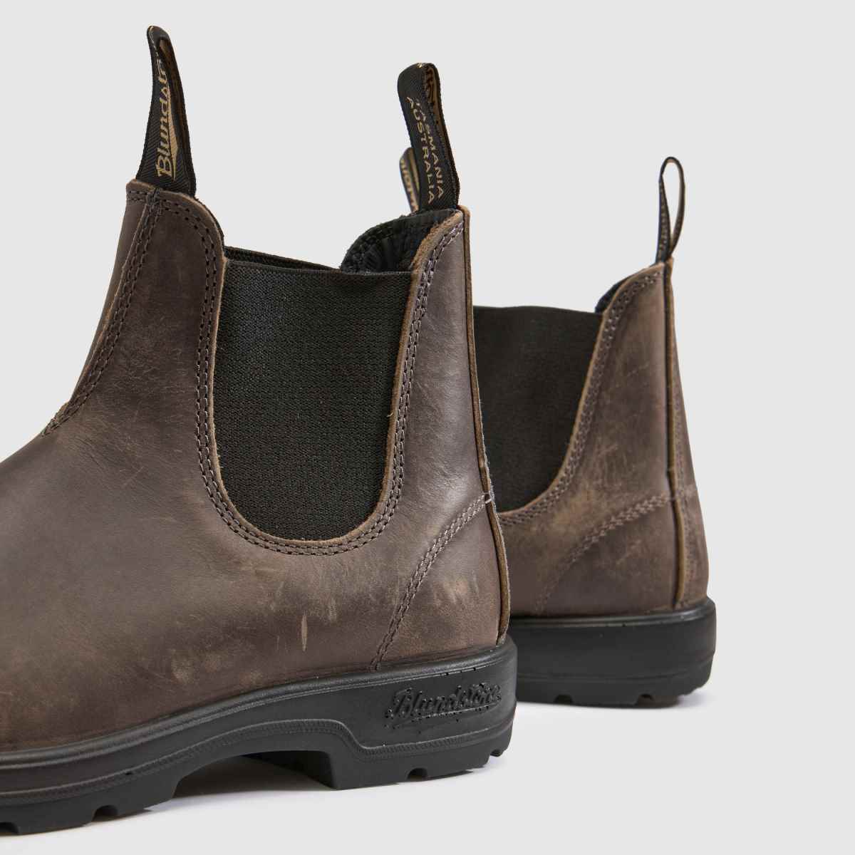 BLUNDSTONE Classic Chelsea in Brown BLUNDSTONE Classic Chelsea 7
