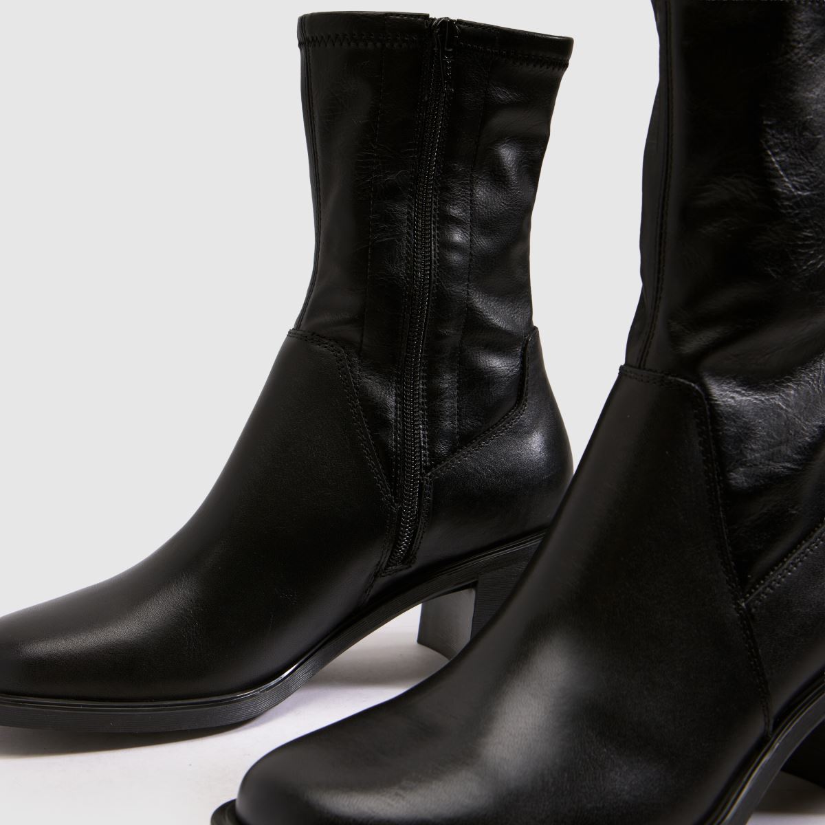 Vagabond Shoemakers Vega in Black Vagabond Shoemakers Vega 7