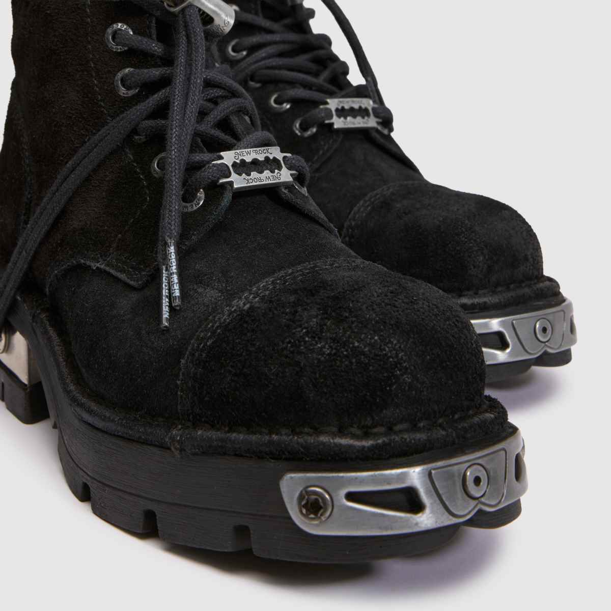 NEW ROCK Distress in Black NEW ROCK Distress 7
