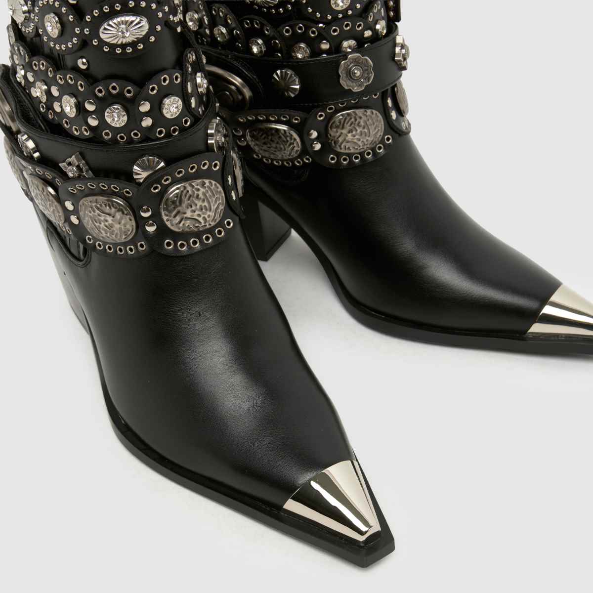 Azalea Wang Dusan Ankle in Black Azalea Wang Dusan Ankle 4