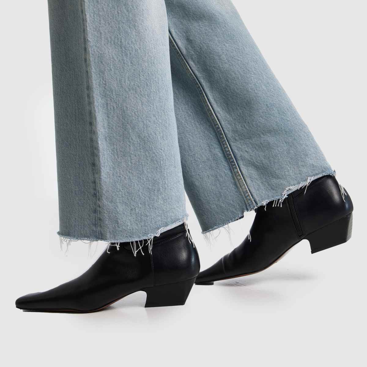 schuh Clarisse Western Heel in Black schuh Clarisse Western Heel 8