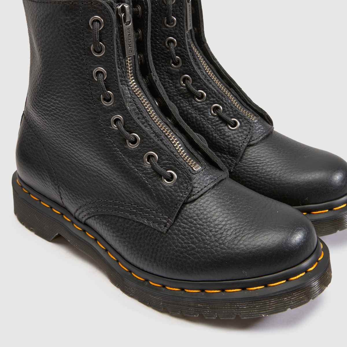 Dr Martens 1460 Zip in Black Dr Martens 1460 Zip 4