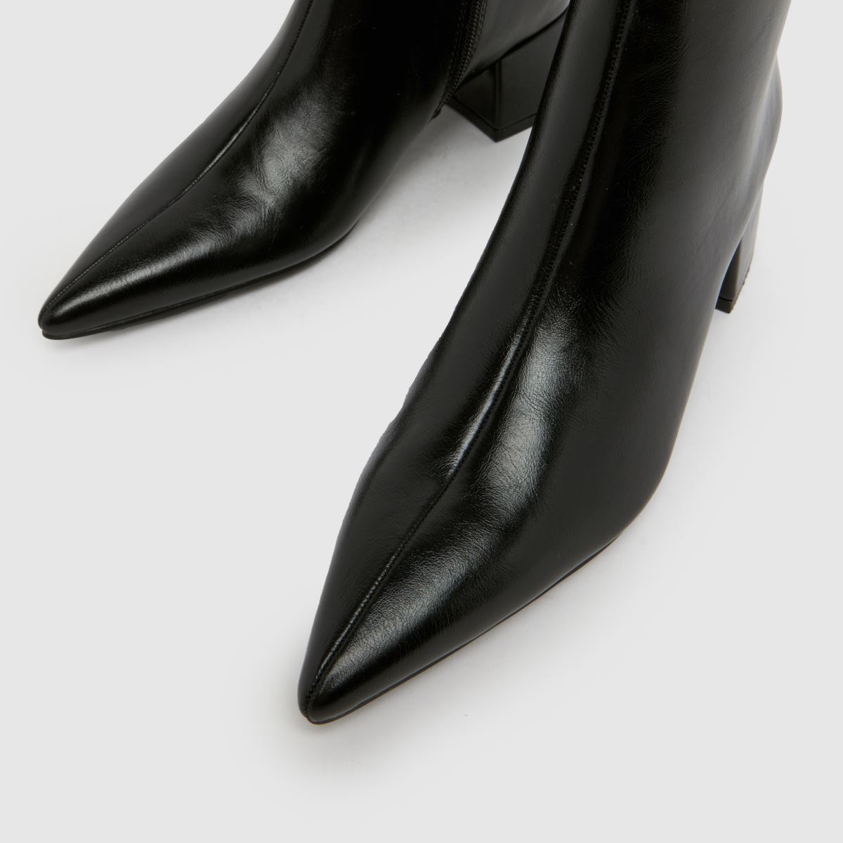 schuh Bridgit Block Point in Black schuh Bridgit Block Point 4