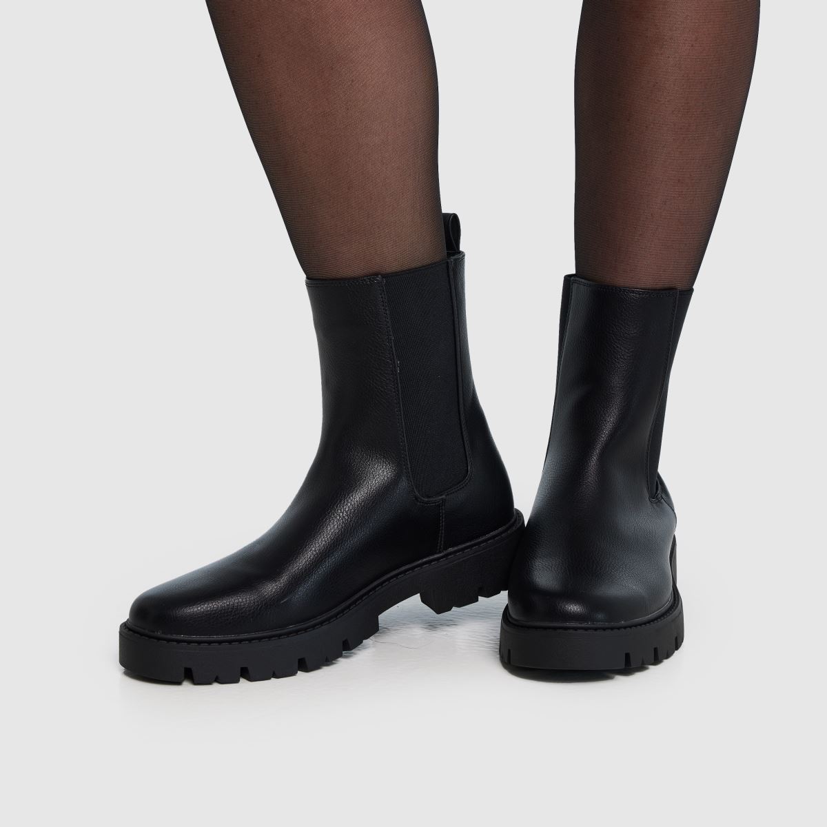 schuh Atlanta Chunky Chelsea in Black schuh Atlanta Chunky Chelsea 8