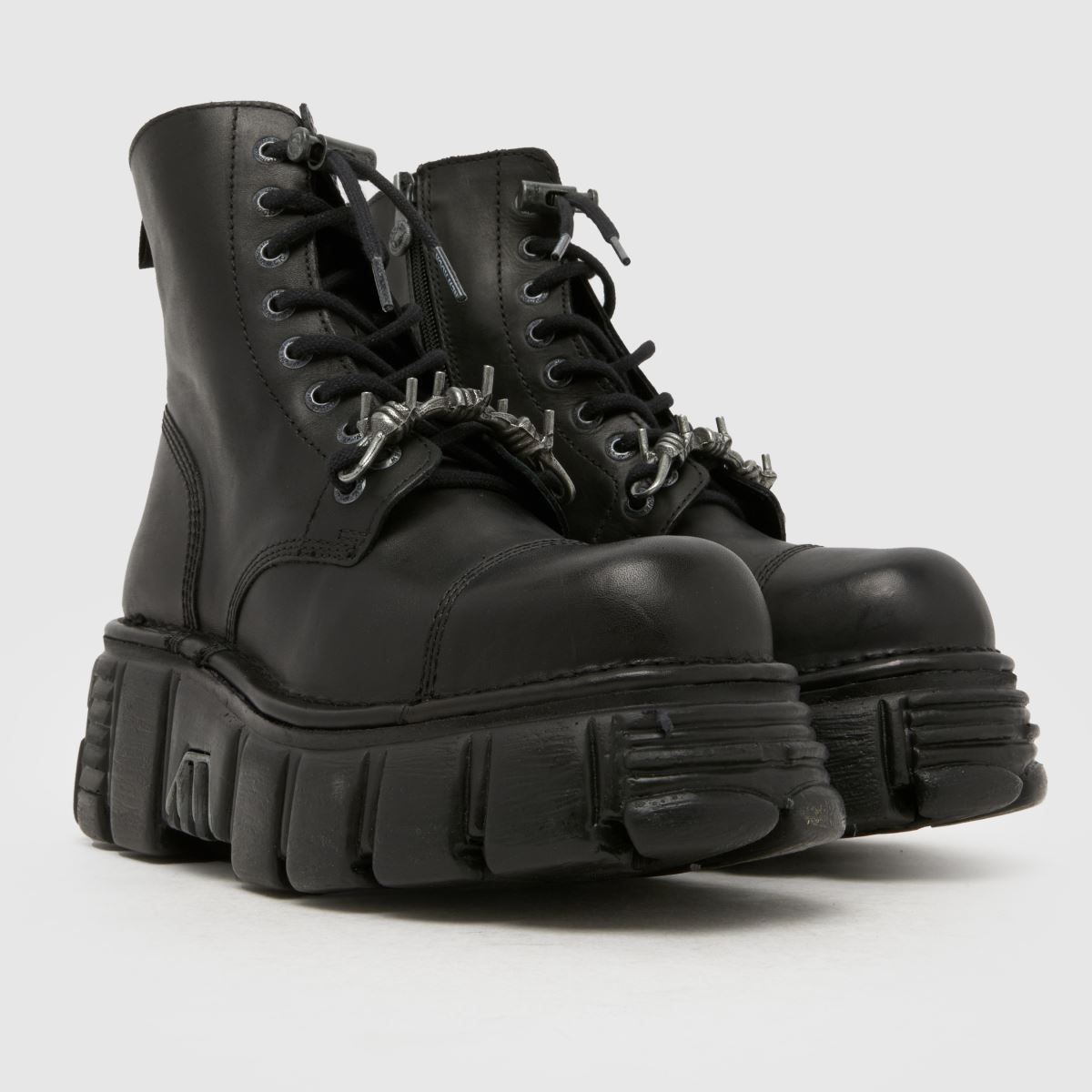 NEW ROCK Barb in Black NEW ROCK Barb 3
