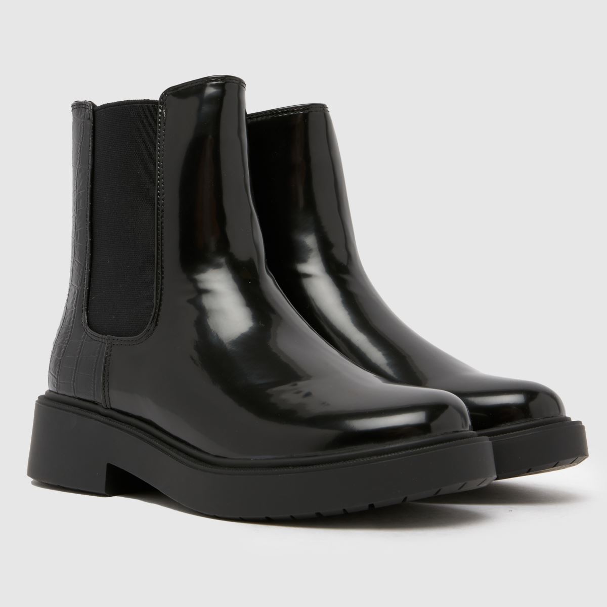 schuh Wide Fit Amia Chelsea in Black schuh Amia Chelsea 8