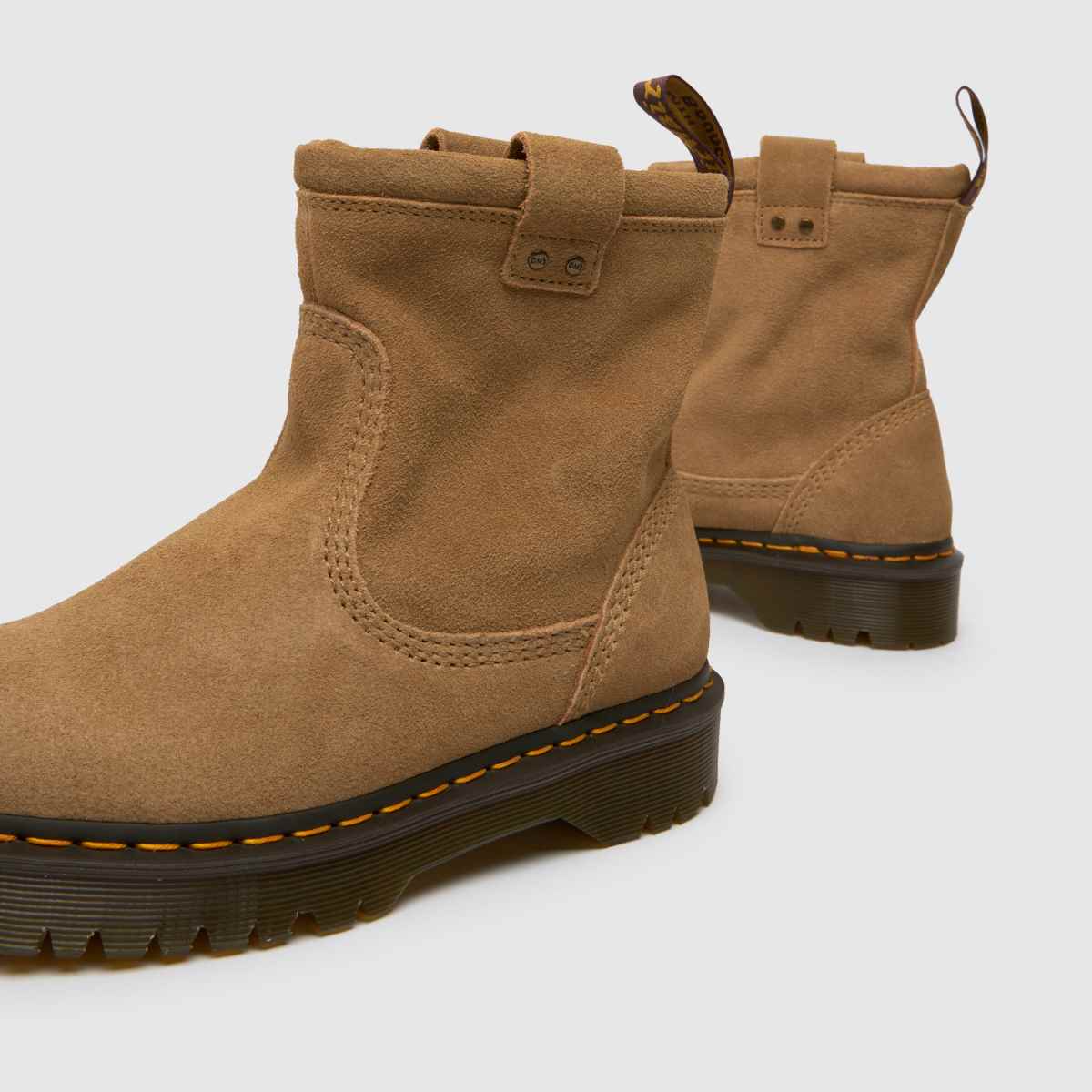 Dr Martens Anistone Lo in Beige Dr Martens Anistone Lo 7