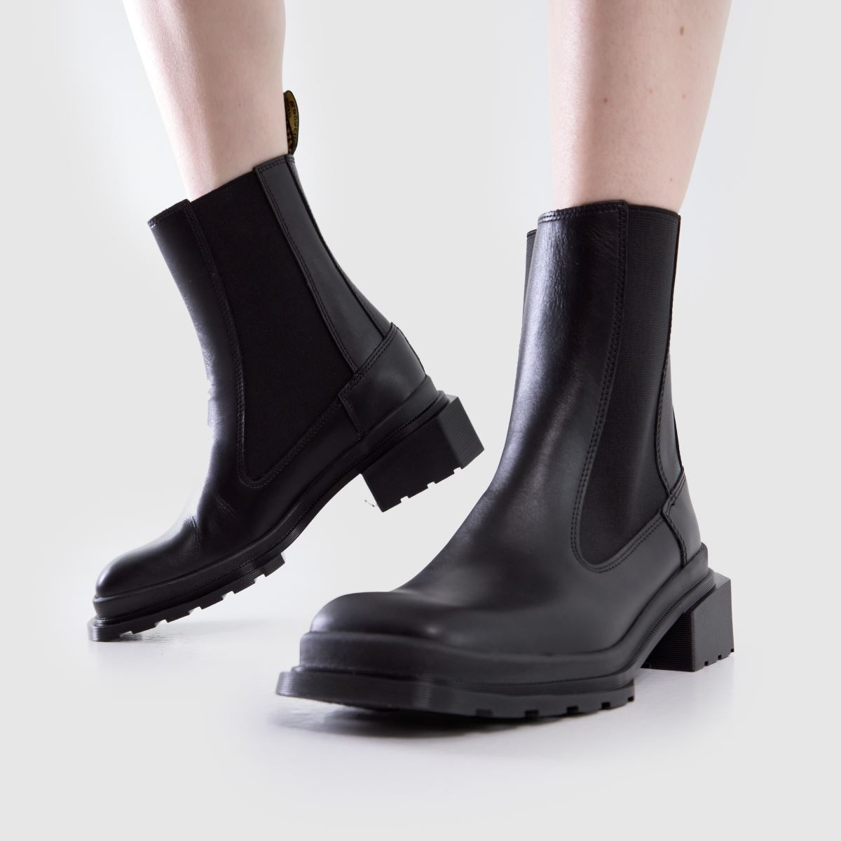 Dr Martens Maybole in Black Dr Martens Maybole 8