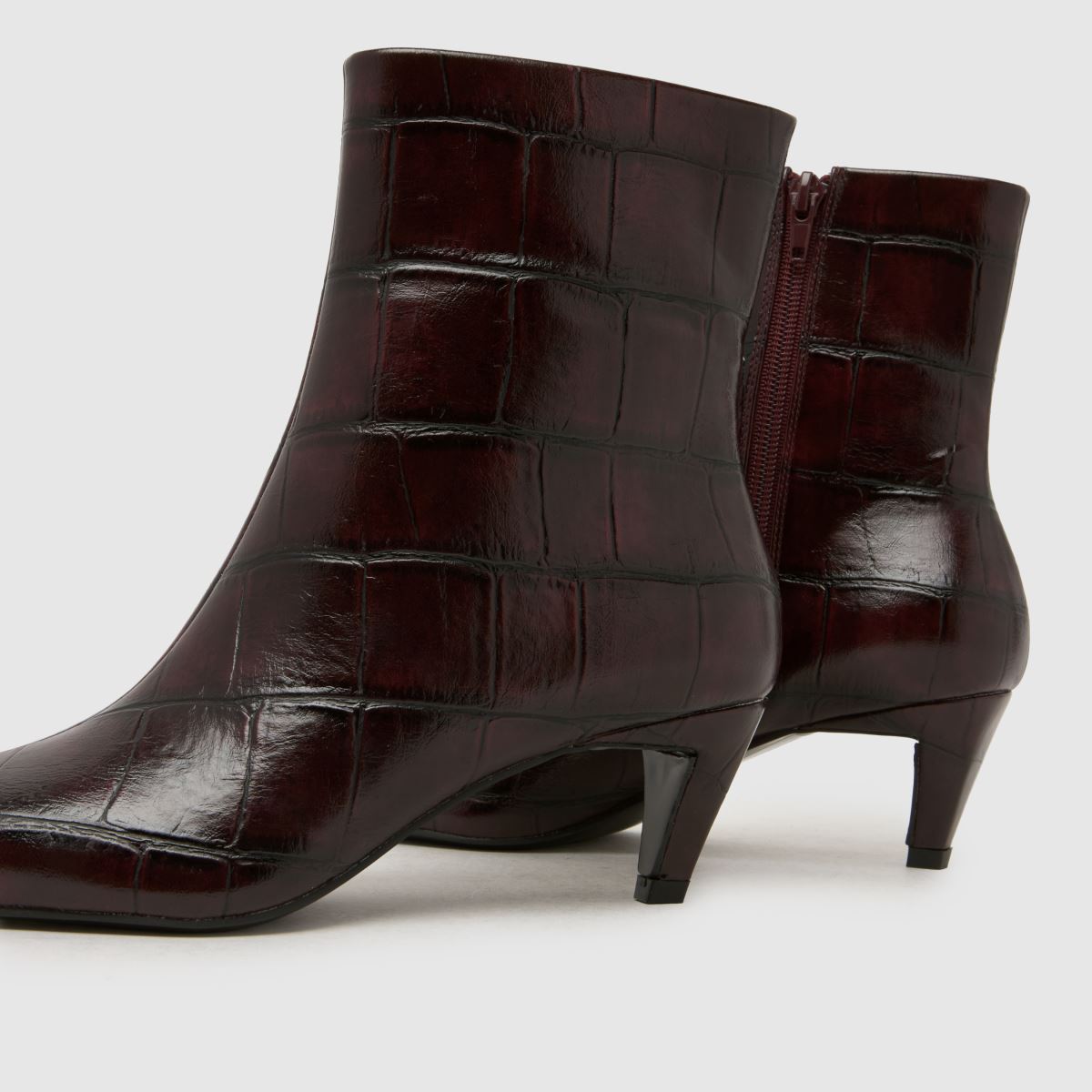 schuh Brooklyn Kitten Heel in Burgundy schuh Brooklyn Kitten Heel 7