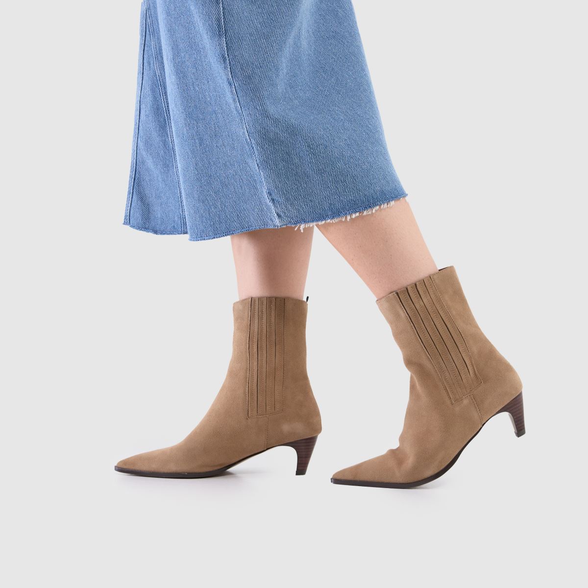 schuh Betsy Suede Formal in Taupe schuh Betsy Suede Formal 8