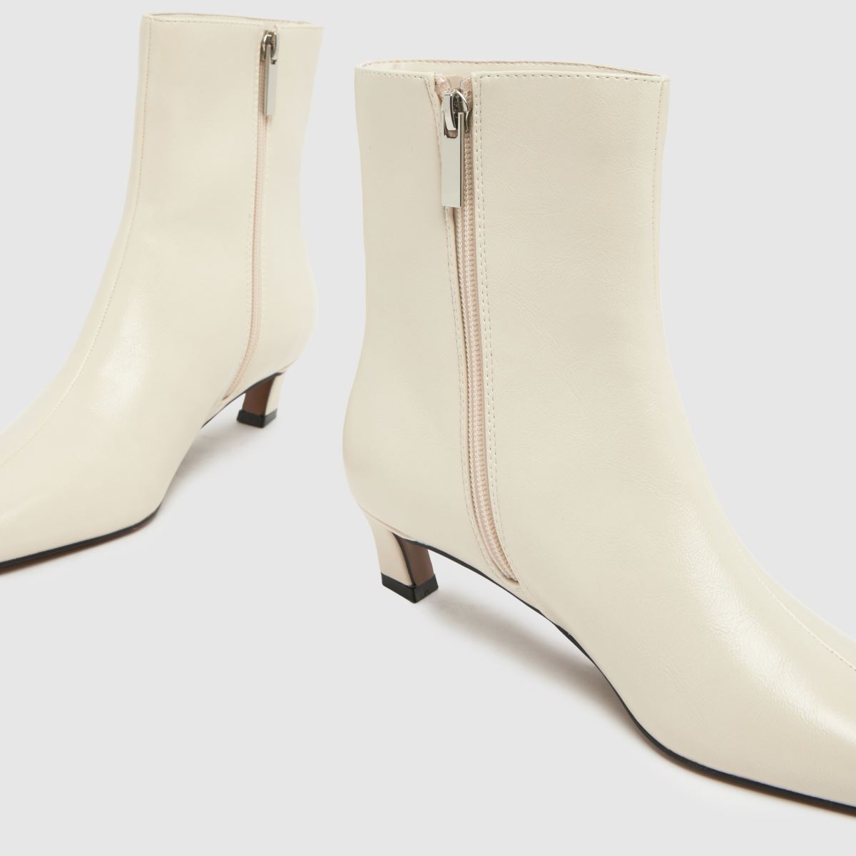 Womens White schuh Bexley Kitten Boots schuh