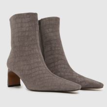 schuh Bethal Set Back Heel in Grey schuh Bethal Set Back Heel,2 of 4