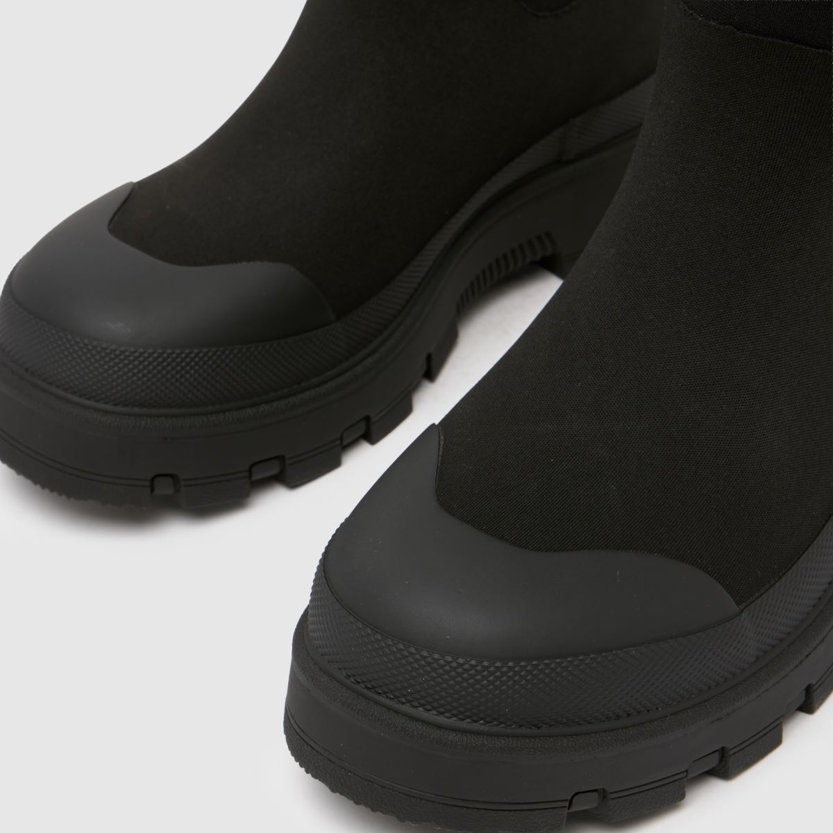 HUNTER BOOTS Elements Neoprene Chelsea in Black HUNTER BOOTS Elements Neoprene Chelsea 4