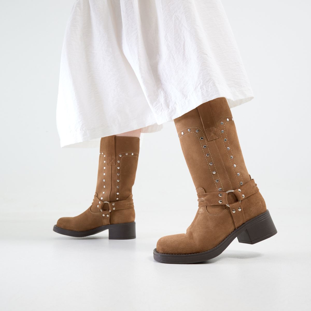 Womens Tan schuh Atlas Studded Hardware Biker Boots schuh