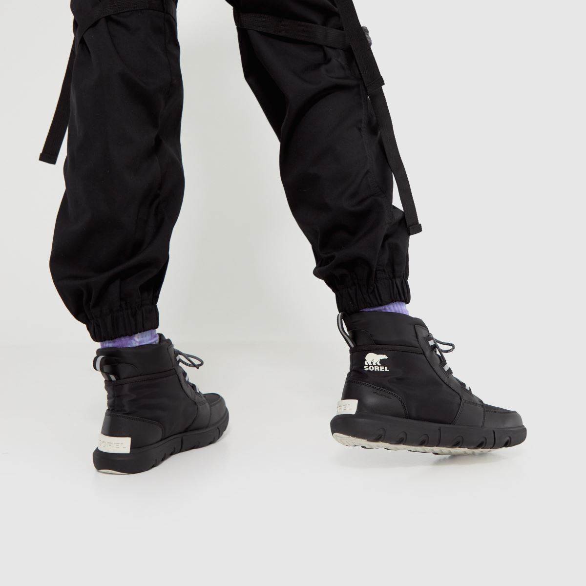 new balance 327 carnival