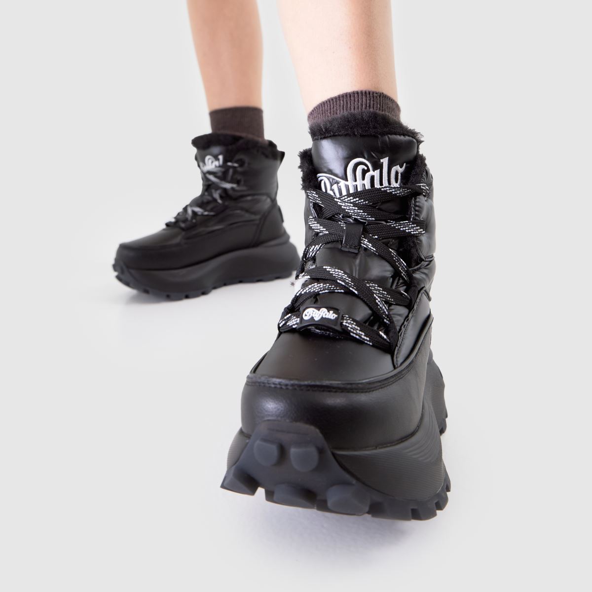 レア　Buffalo London ブラック Womens Black Buffalo London Classic Hi Boots | schuh