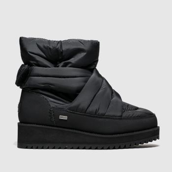 UGG black montara boots UGG black montara boots