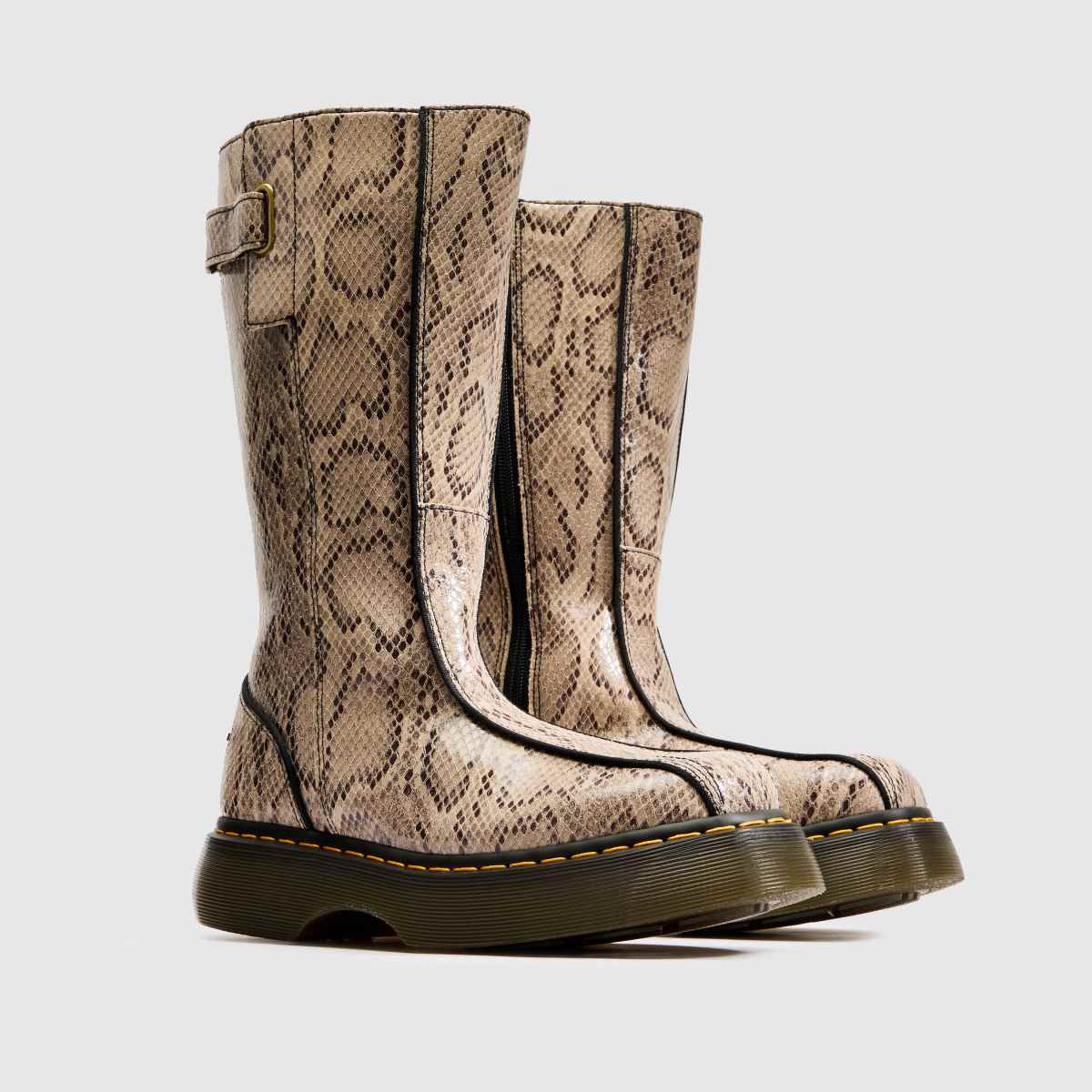 Dr Martens Buzz Hi in Print Dr Martens Buzz Hi 3