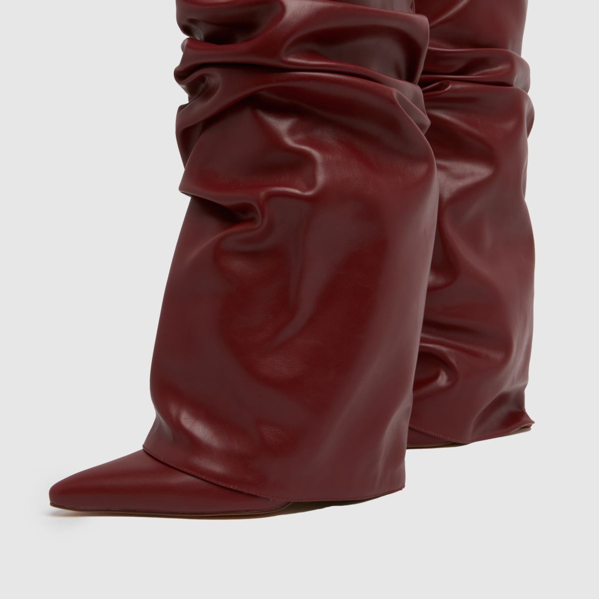 SIMMI Lukas Ruched Knee High in Burgundy SIMMI Lukas Ruched Knee High 7
