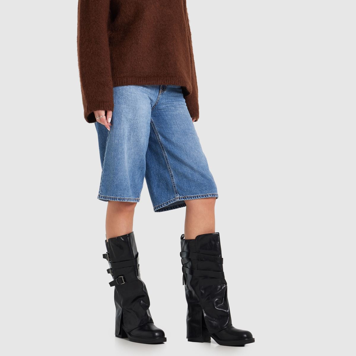 SIMMI Lowella Knee in Black SIMMI Lowella Knee 8