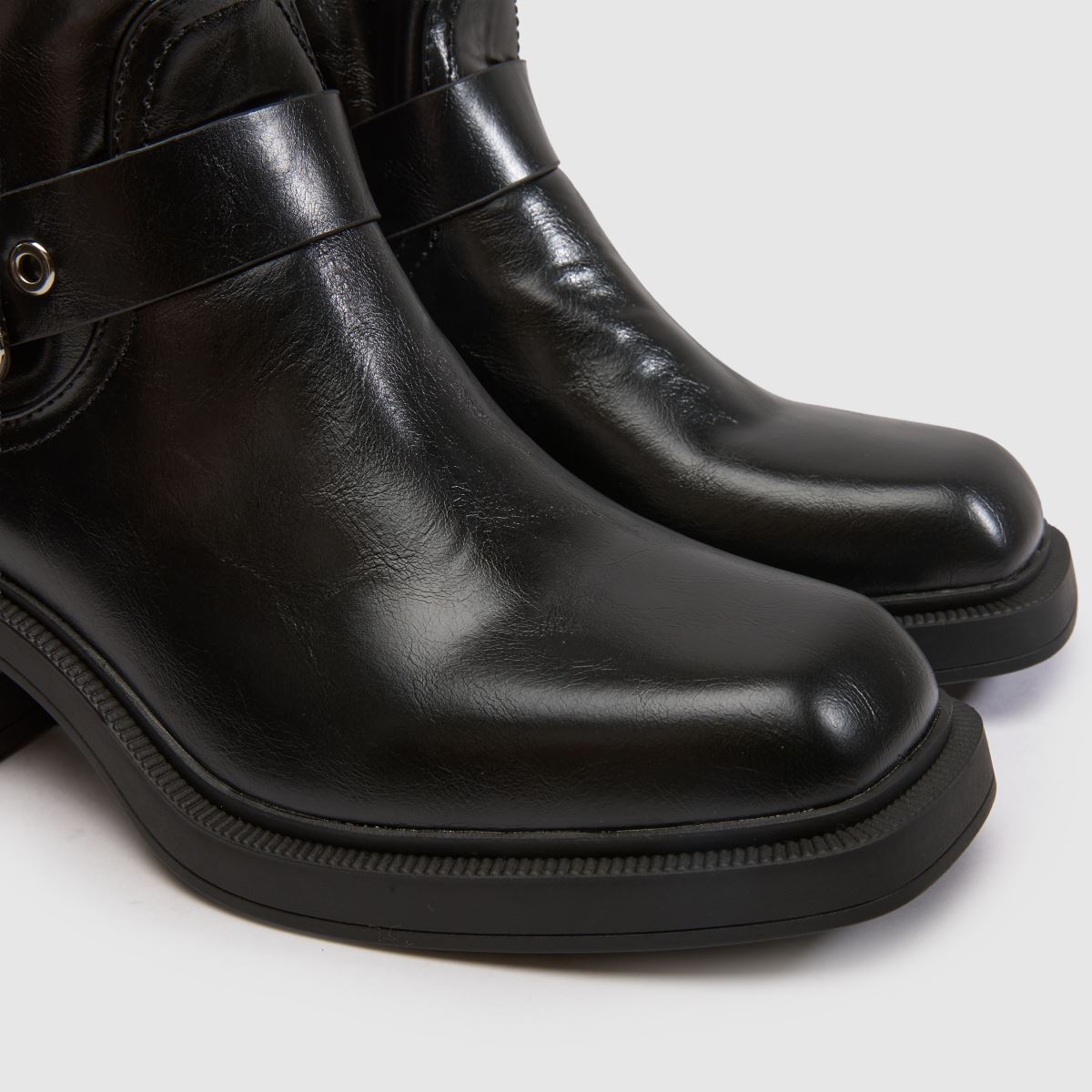 SIMMI Ivani Mid in Black SIMMI Ivani Mid 4