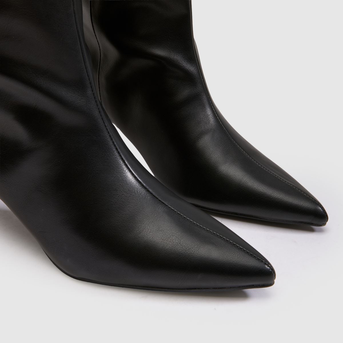SIMMI Falco Knee in Black SIMMI Falco Knee 4
