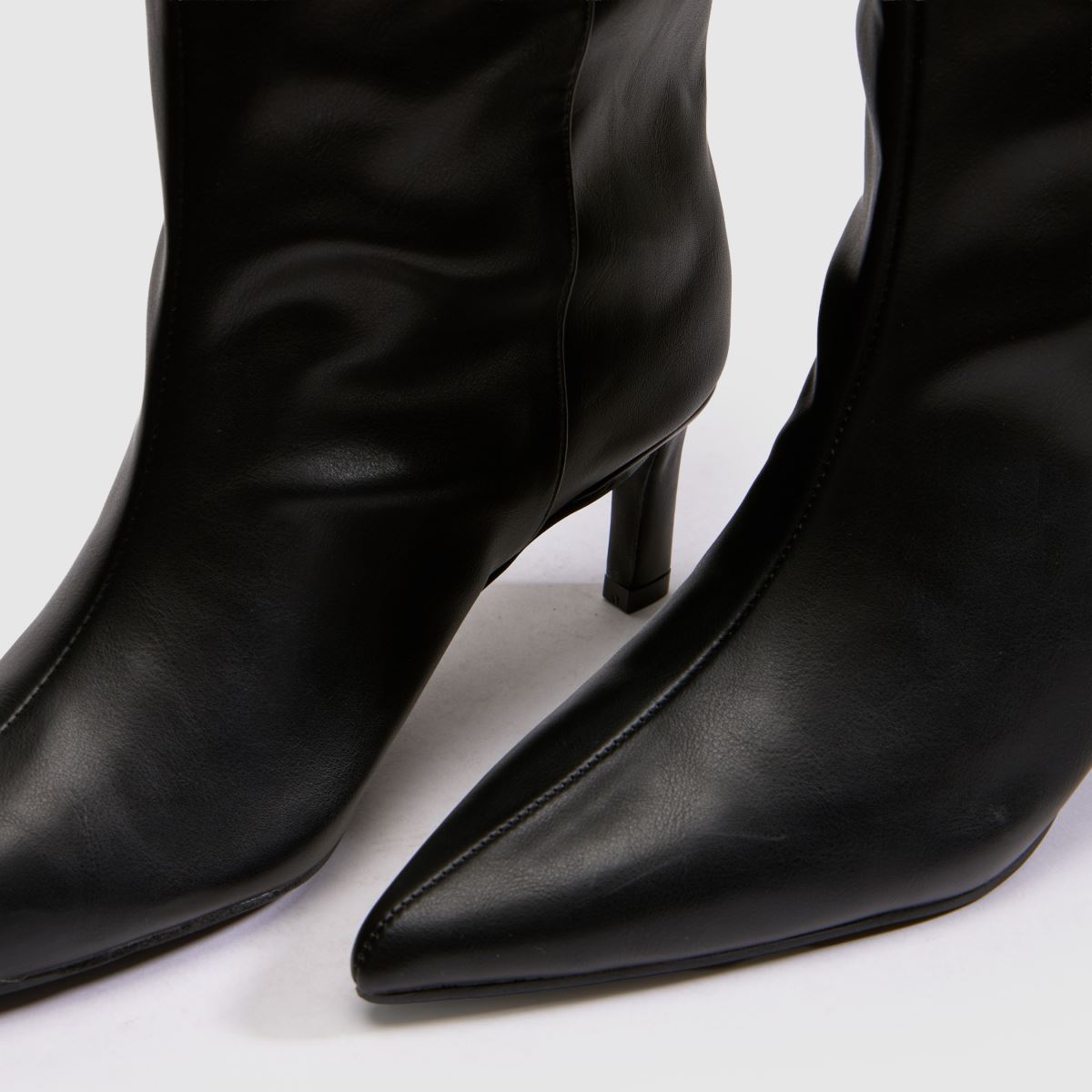 SIMMI Falco Knee in Black SIMMI Falco Knee 7