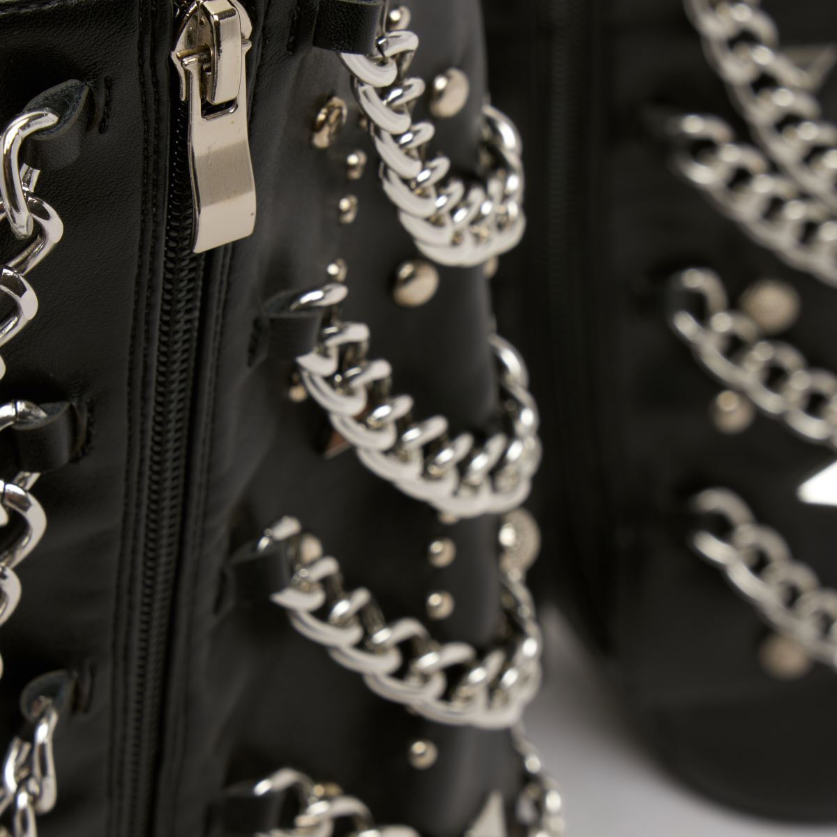 Azalea Wang Aleena Hardware in Black Azalea Wang Aleena Hardware 7