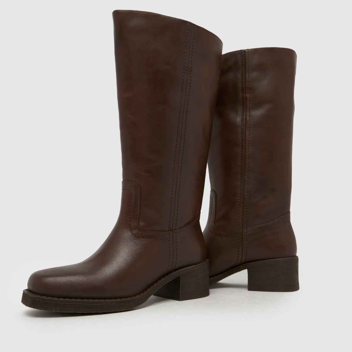 schuh Damari Leather Pull On in Brown