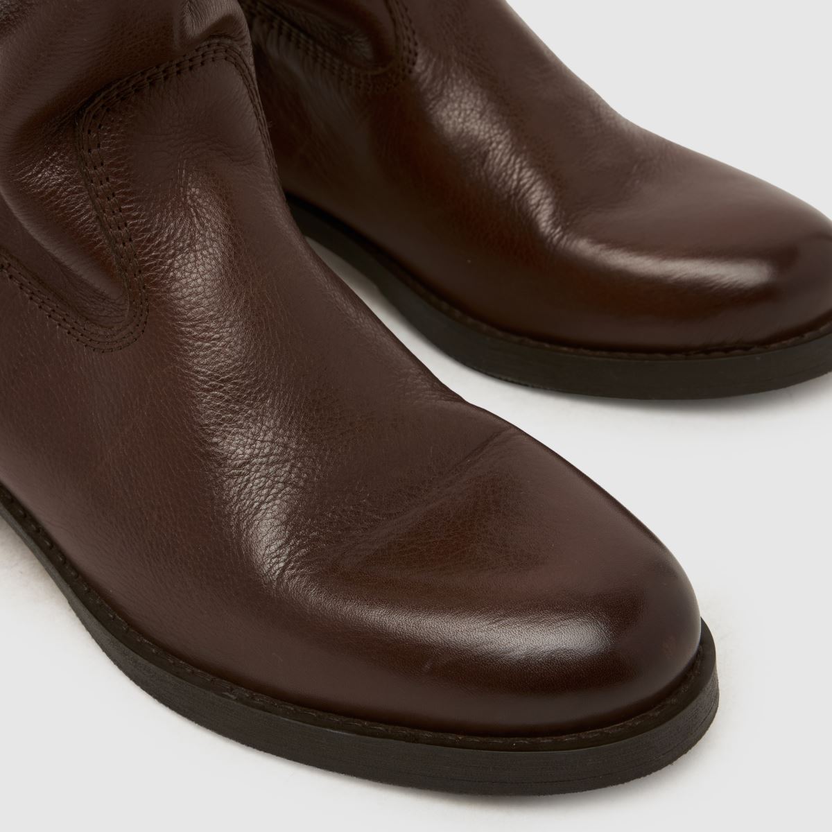 schuh Dublin Leather Slouch in Brown schuh Dublin Leather Slouch 4