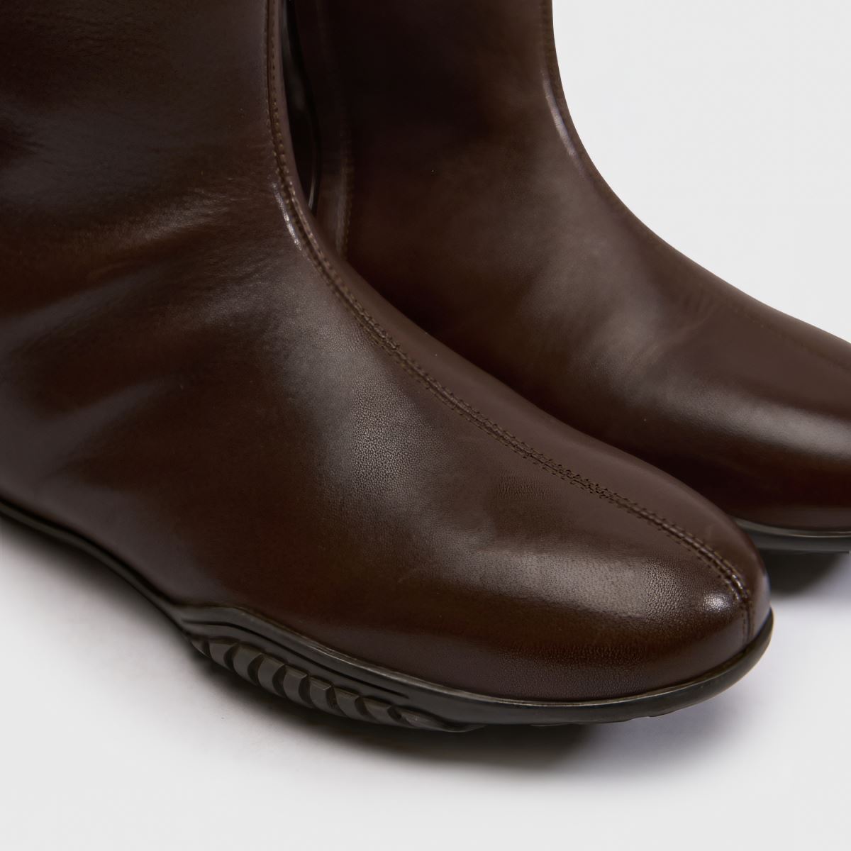 schuh Dahlia Leather Sporty Knee in Brown schuh Dahlia Leather Sporty Knee 4