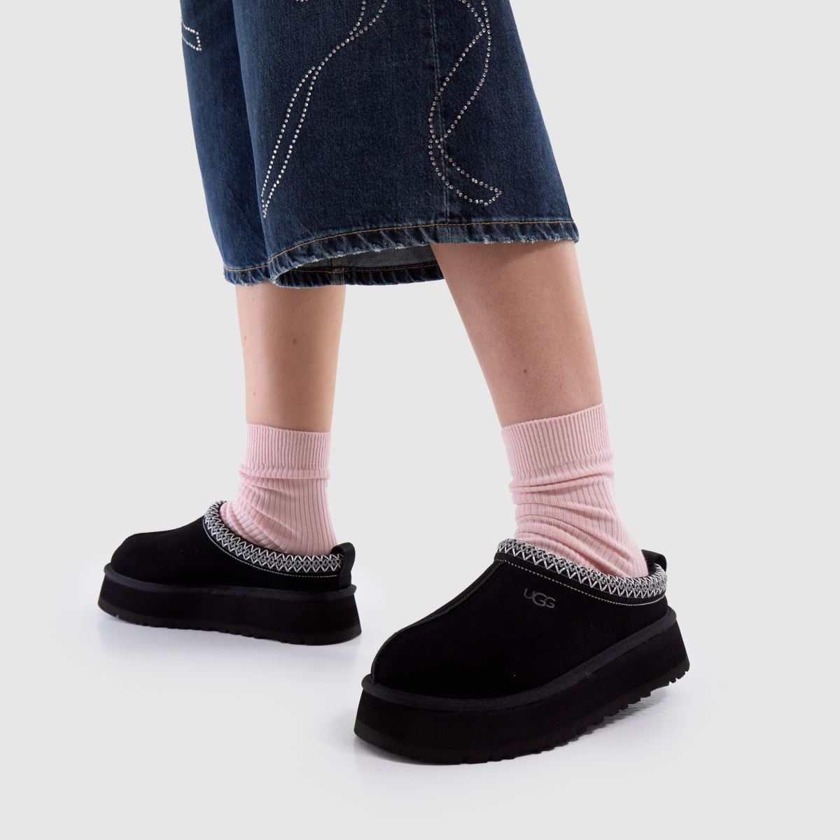 UGG Tazz II in Black UGG Tazz II 8
