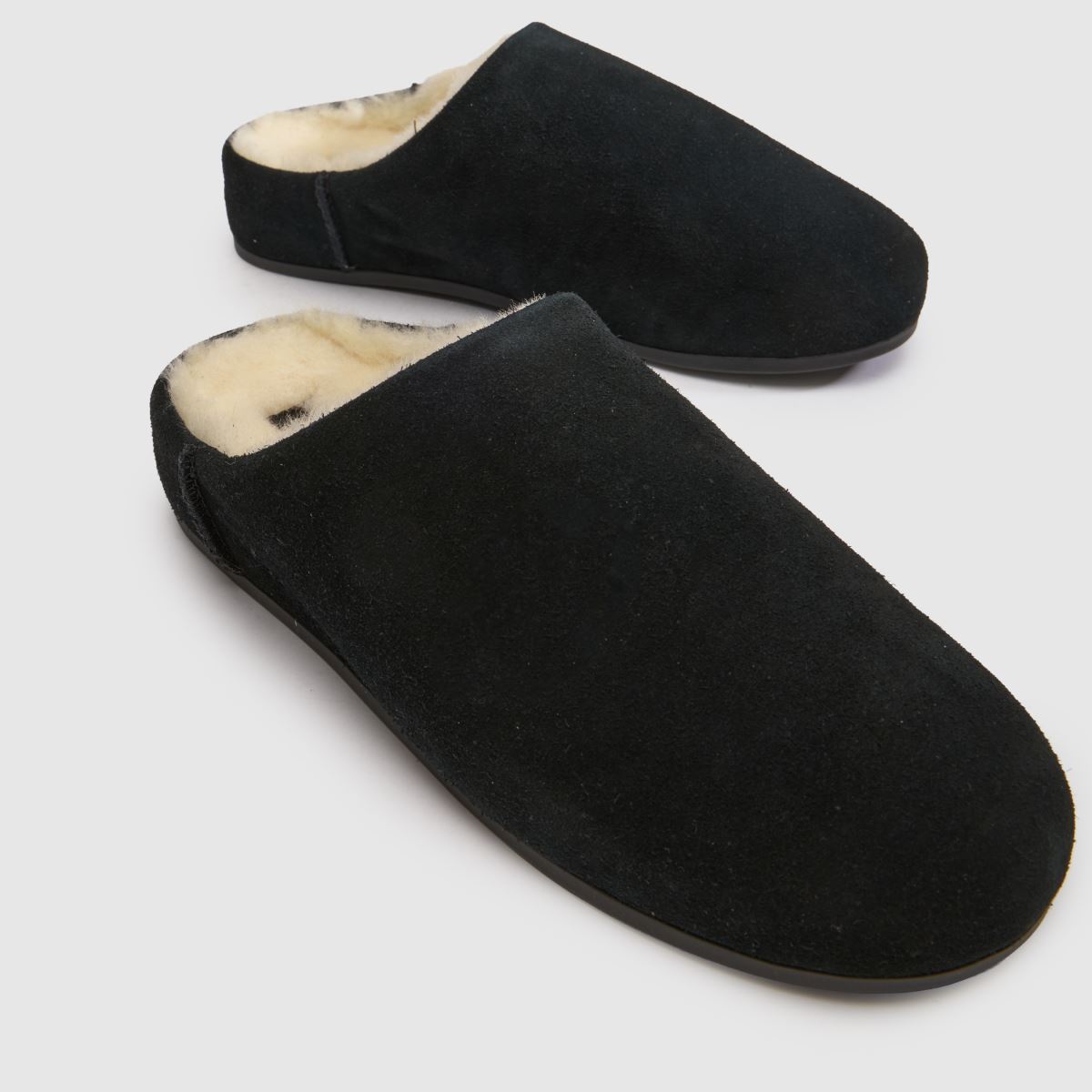 UGG Elea in Black UGG Elea 4