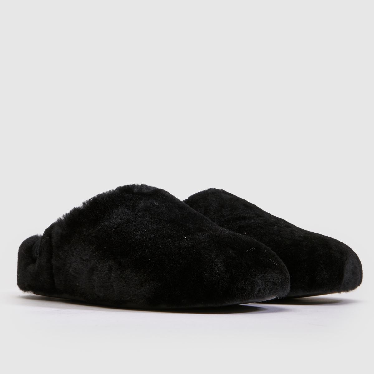 UGG Elea Fluffed Slip-On in Black UGG Elea Fluffed Slip-On 3