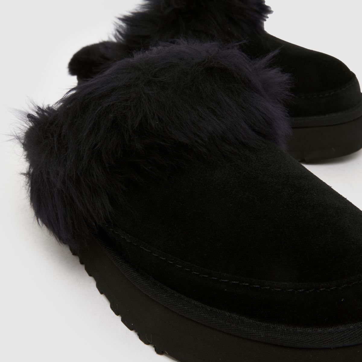 UGG Disquette Chalet in Black UGG Disquette Chalet 4