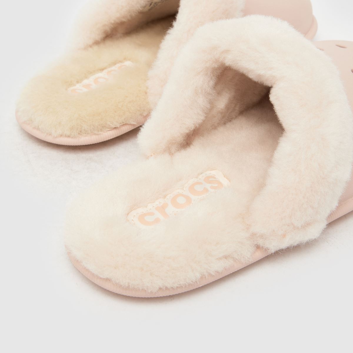Crocs Classic Fuzz in Pale Pink Crocs Classic Fuzz 7
