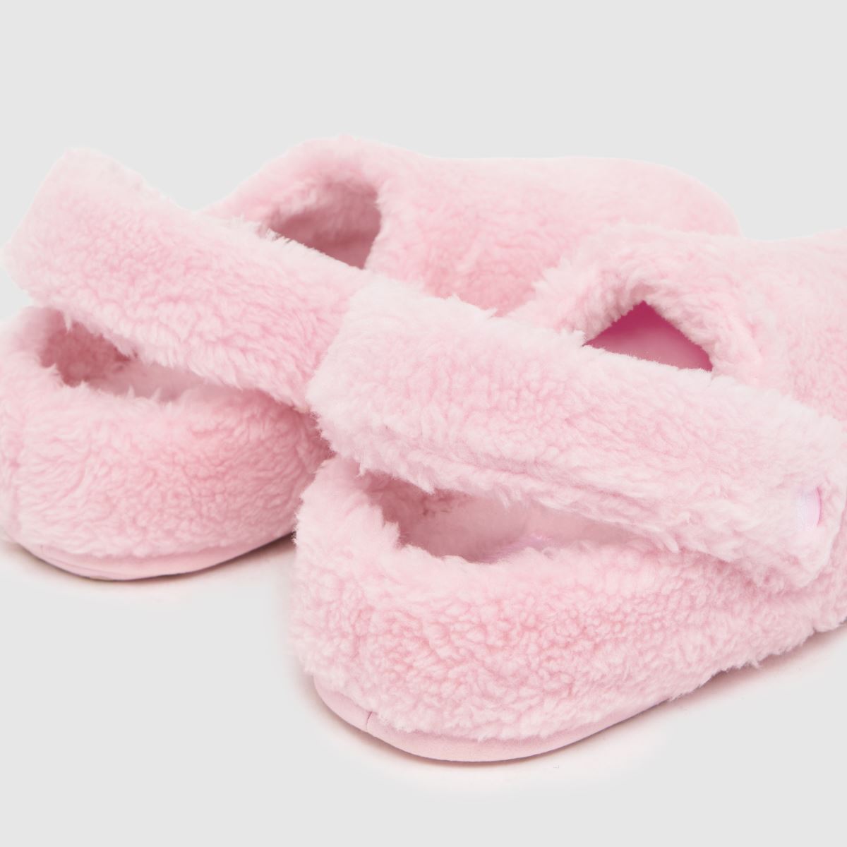 Crocs Classic Cozzzy in Pale Pink crocs Crocs Classic Cozzzy in Pale Pink 7