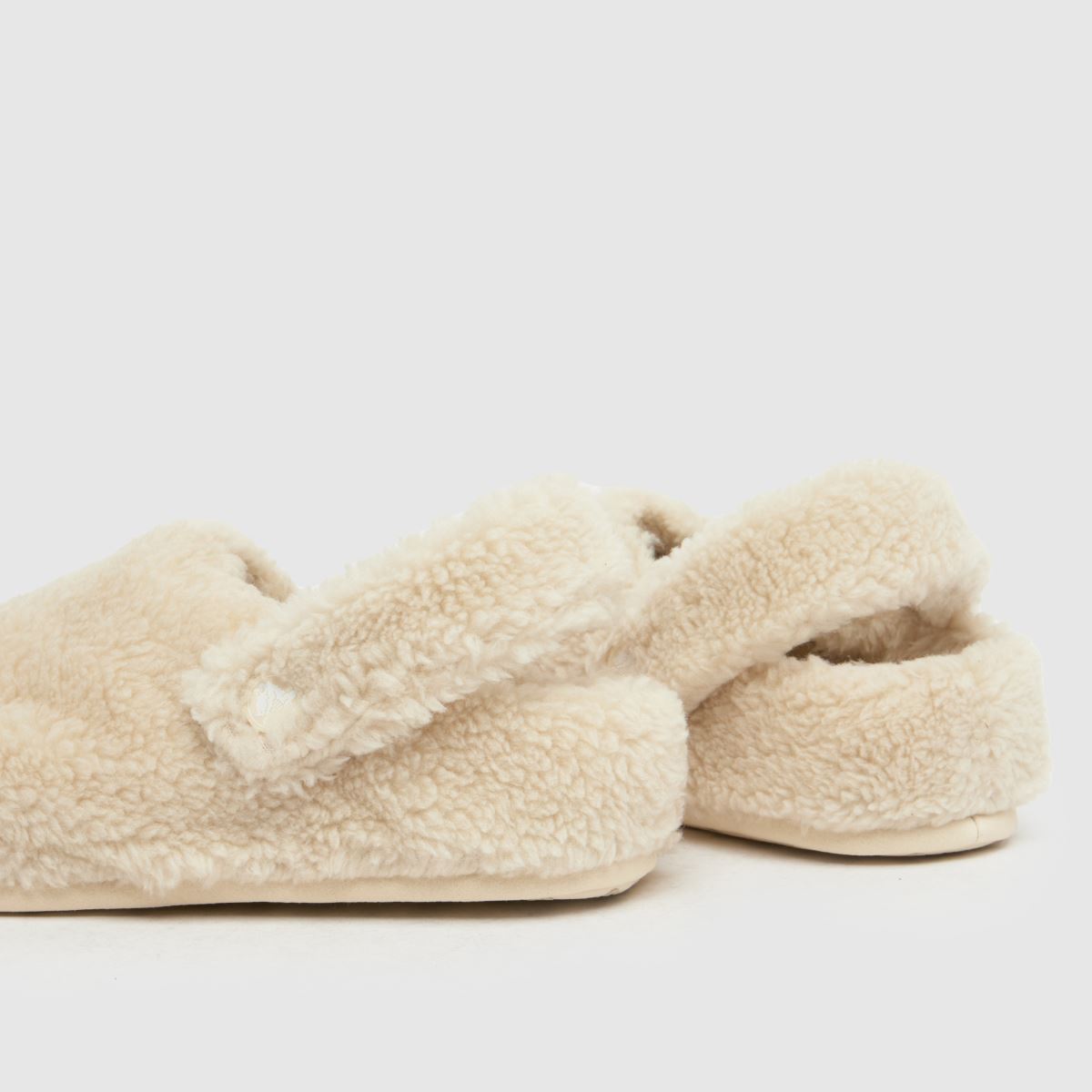 Crocs Classic Cozzzy in Beige Crocs Classic Cozzzy 7