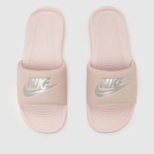 Nike Victori One in Pale Pink Nike Victori One,1 of 4